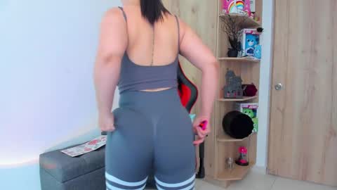 AMANDA online show from 5, 10, 2025