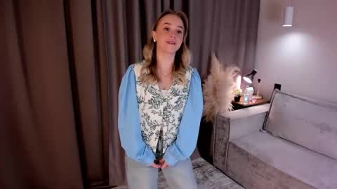 Amily online show from 17, 3, 2026