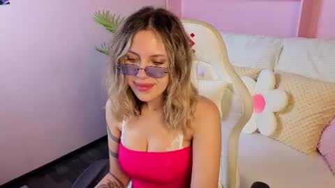 _amymoore online show from 24, 6, 2026