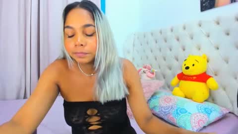 Analia online show from 6, 2, 2025