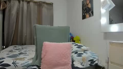 Analia online show from 28, 4, 2026