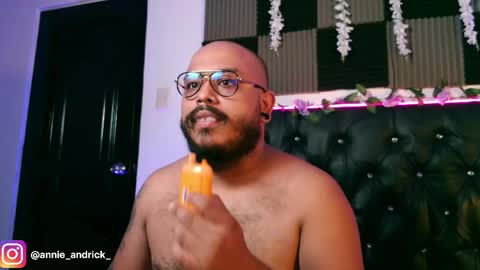 Annie Andrick online show from 29, 3, 2026