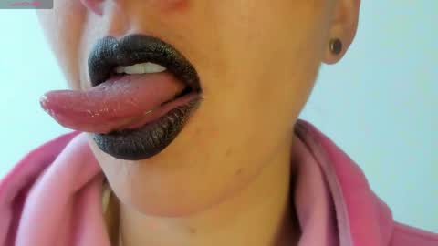 antonia online show from 23, 4, 2026