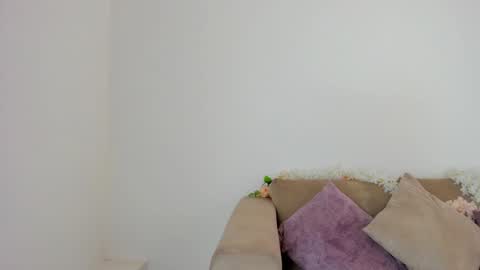    online show from 14, 1, 2025