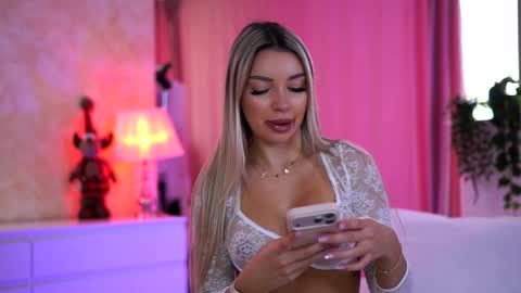 Arielle online show from 15, 12, 2025