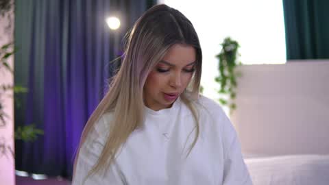 Arielle online show from 23, 4, 2026