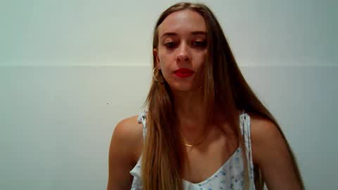 _aurora_sweet online show from 9, 9, 2025