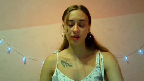_aurora_sweet online show from 12, 11, 2025