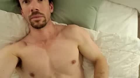 Snapshot of _b_h_c_ chatting on 29, 11, 2025 _b_h_c_ online show from 29, 11, 2025