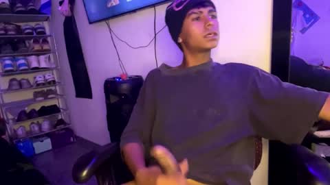 Snapshot of _billowy_ chatting on 5, 12, 2025 _billowy_ online show from 5, 12, 2025