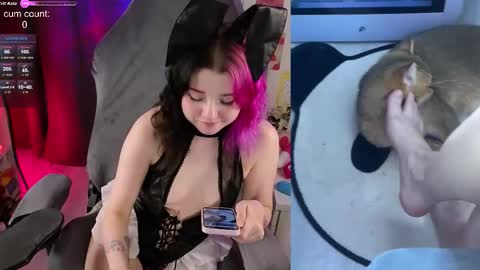 Snapshot of _biscuitty chatting on 28, 9, 2025 Alice .. online show from 28, 9, 2025