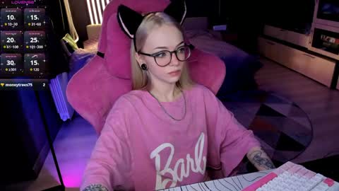 Olivia Subscribe to my Fansly -   online show from 26, 4, 2026