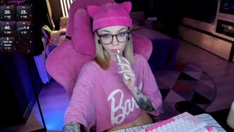 Olivia Subscribe to my Fansly -   online show from 28, 4, 2026