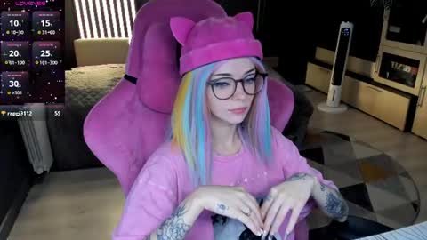Olivia Subscribe to my Fansly -   online show from 13, 7, 2026