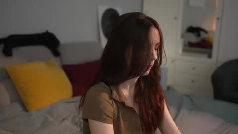 Snapshot of _blackbee_ chatting on 26, 9, 2025 Lili online show from 26, 9, 2025