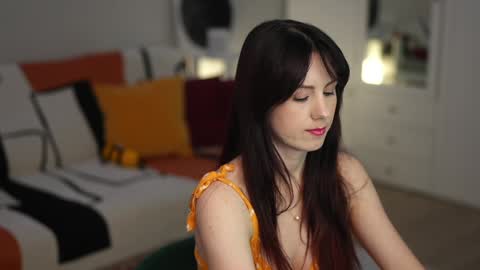 Snapshot of _blackbee_ chatting on 10, 11, 2025 Lili online show from 10, 11, 2025