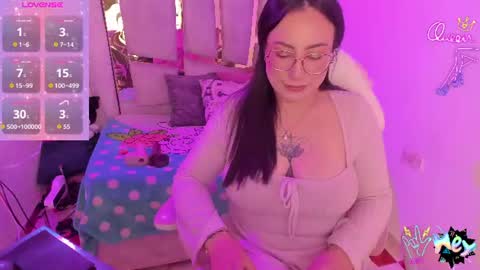 Angie  Independent model online show from 17, 6, 2026