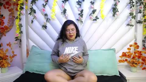 _britany_miller online show from 28, 1, 2025