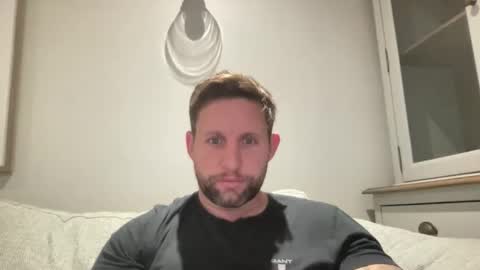  UK BigThick Cock  online show from 18, 9, 2025