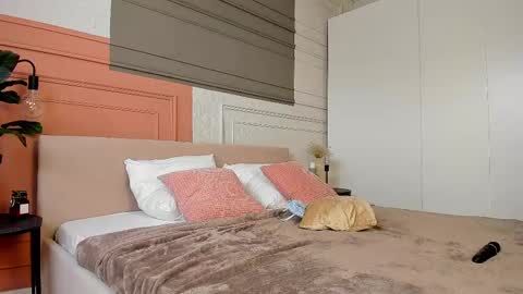 Snapshot of _bunnydollstella_ chatting on 28, 2, 2025 Stella online show from 28, 2, 2025