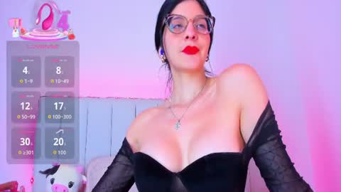 Carolina  online show from 18, 6, 2026