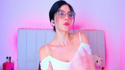 Carolina  online show from 23, 7, 2026