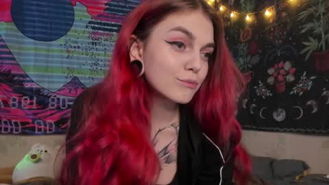 Snapshot of _caroline_coy chatting on 10, 1, 2025 Caroline online show from 10, 1, 2025