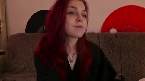 Caroline online show from 25, 4, 2026