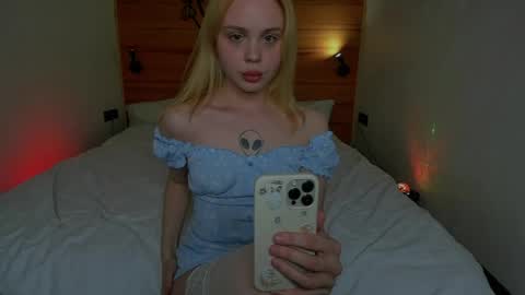 Luna online show from 10, 6, 2026