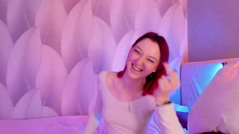 Christina Chris online show from 9, 3, 2025