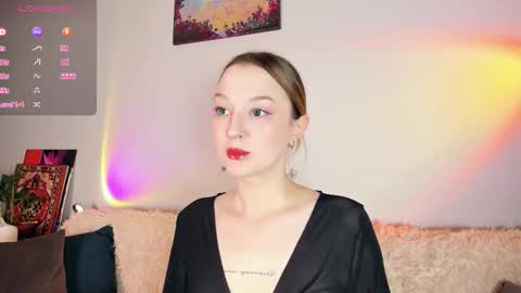 Christina Chris online show from 23, 11, 2025