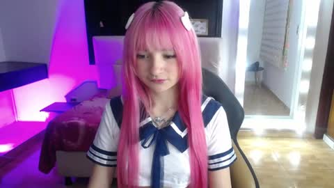 _charlotte_collins_ online show from 27, 4, 2026