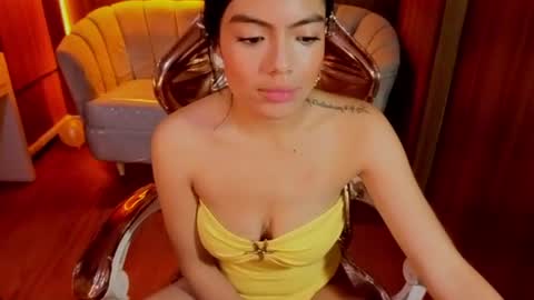 _charlottee_b online show from 26, 7, 2026
