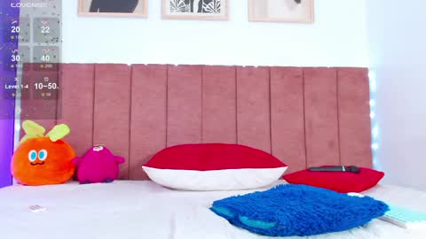 Snapshot of _chloeee chatting on 9, 4, 2026 Katy online show from 9, 4, 2026