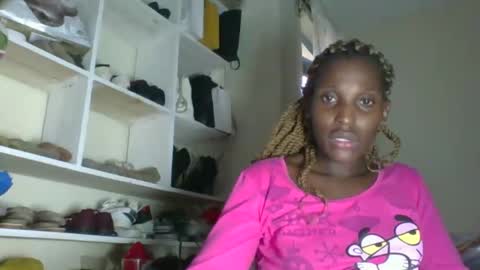 clara online show from 25, 4, 2026