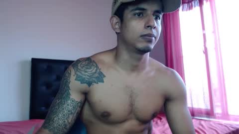 Snapshot of _crissgex_ chatting on 24, 2, 2025 crissgex online show from 24, 2, 2025