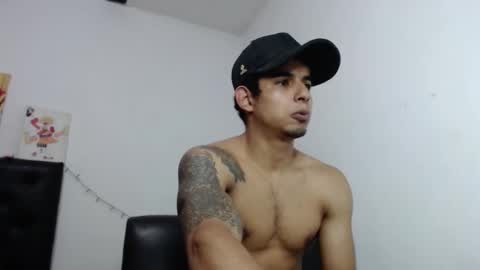 Snapshot of _crissgex_ chatting on 14, 12, 2025 crissgex online show from 14, 12, 2025