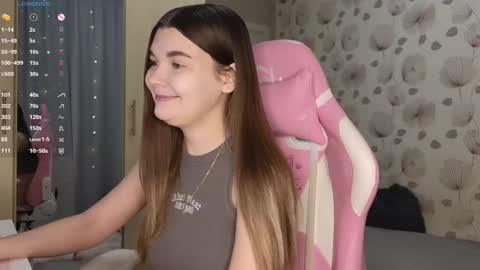 _cute_ice online show from 2, 3, 2025