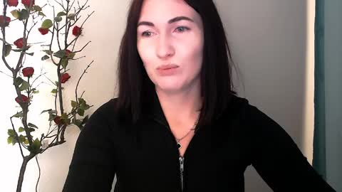 Snapshot of _cutie_and_shy_ chatting on 8, 4, 2026 _cutie_and_shy_ online show from 8, 4, 2026