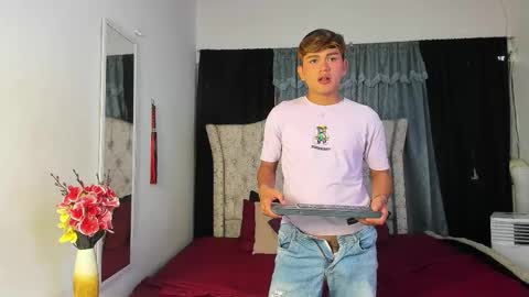 Snapshot of _daring_sexy_boys chatting on 9, 11, 2025 PATRICK AND LEO online show from 9, 11, 2025