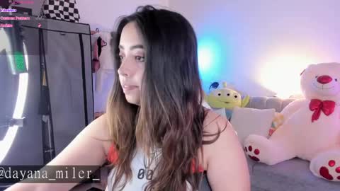 Snapshot of _dayana_miler chatting on 28, 5, 2026 IG Dayana miler online show from 28, 5, 2026