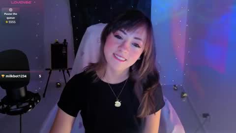 Snapshot of _denisse_peterson_ chatting on 9, 10, 2025 DENISE online show from 9, 10, 2025