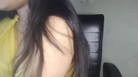 Snapshot of _dreamgirl_0 chatting on 19, 4, 2026 _dreamgirl_0 online show from 19, 4, 2026