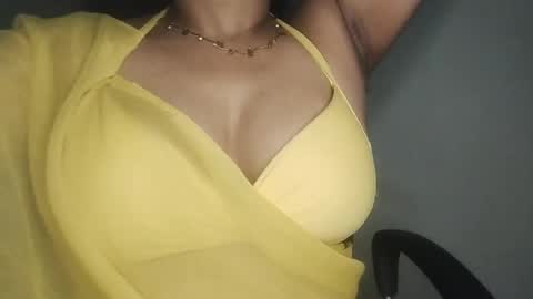 Snapshot of _dreamgirl_0 chatting on 25, 4, 2026 _dreamgirl_0 online show from 25, 4, 2026