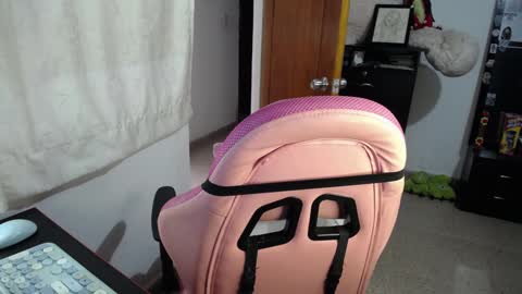 Snapshot of _dulcefox_ chatting on 5, 2, 2025 Abbye online show from 5, 2, 2025