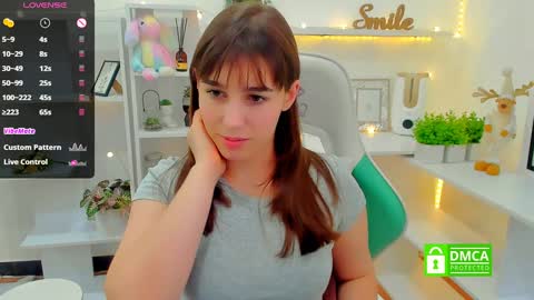 Lizzy  online show from 2, 2, 2025