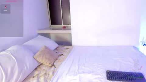 Elizabeth online show from 22, 4, 2026