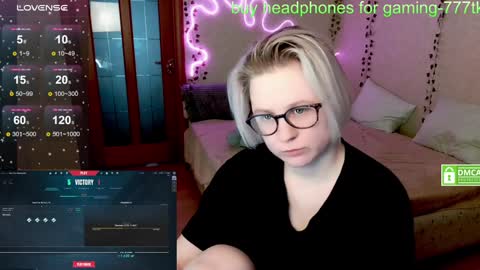 chloue and Gretta online show from 20, 1, 2025