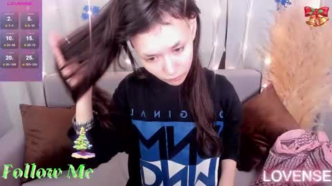 _emily__strike_ online show from 3, 1, 2025