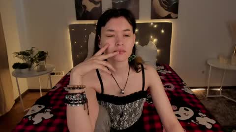 _emily__strike_ online show from 29, 4, 2026